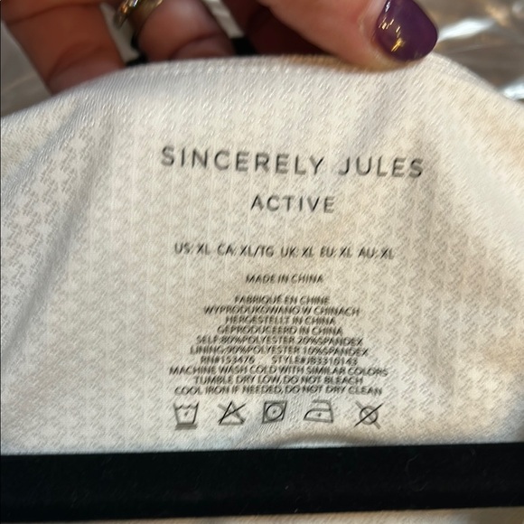 NWOT Sincerely Jules Cream Tie Front Fitted Blouse - Picture 3 of 3